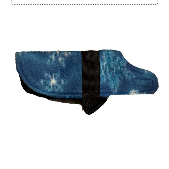 NWT Soft Fleece Dog Blanket / Coat Blue w/ Snowflakes Sz  XS - Picture 1 of 4